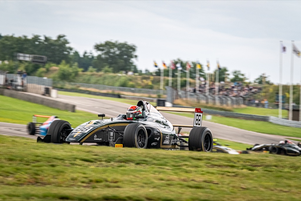 Sebastian Bach storsejrede og tog føringen i det nordiske mesterskab.
(Foto: Grippo Motorsport PR)